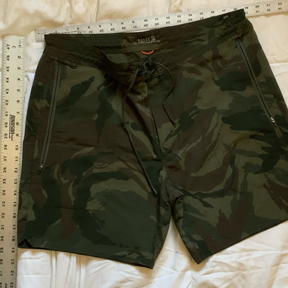 Roark Camouflage Hybrid Shorts